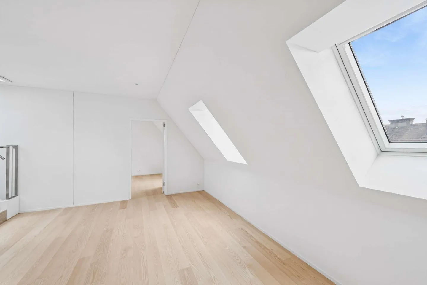 Appartement penthouse exclusif avec terrasse privée et vue sur le lac à Zurich Seefeld - Photo 7 sur 15