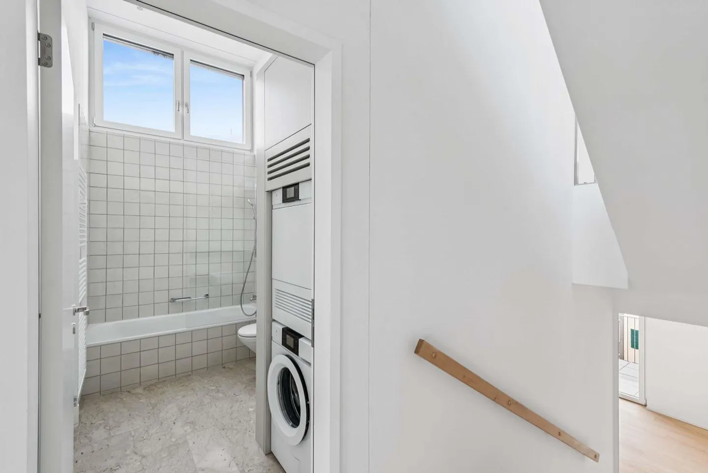 Appartement penthouse exclusif avec terrasse privée et vue sur le lac à Zurich Seefeld - Photo 11 sur 15