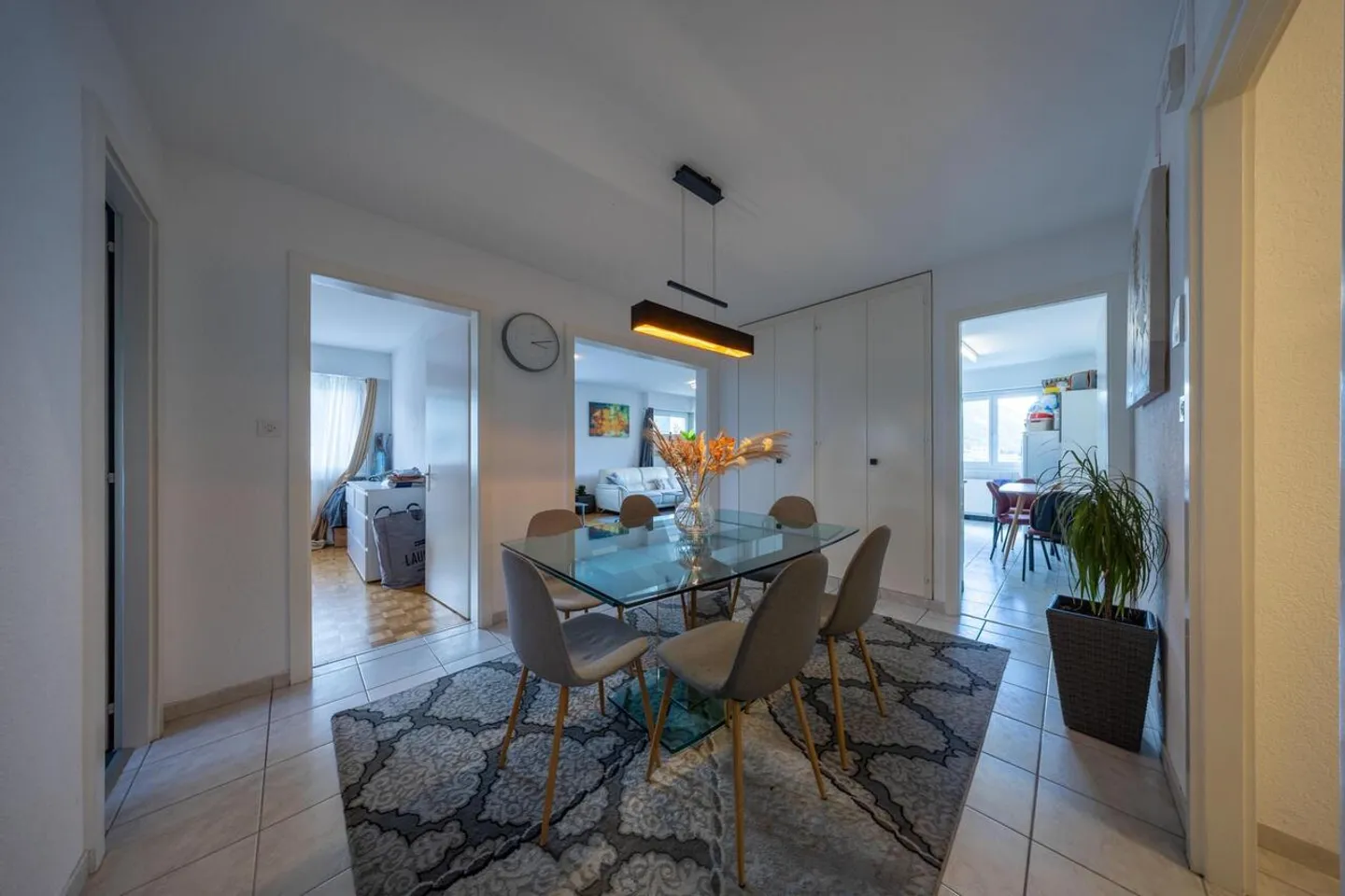 Spacious 4.5 rooms with balcony - Photo 4 of 11