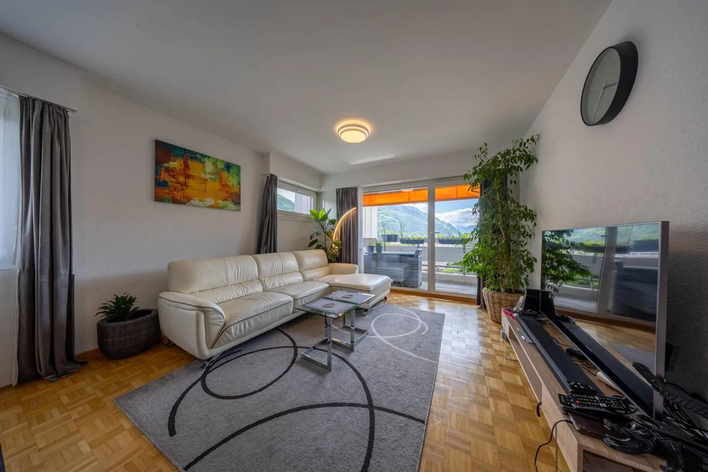 Spacious 4.5 rooms with balcony - Photo 6 of 11