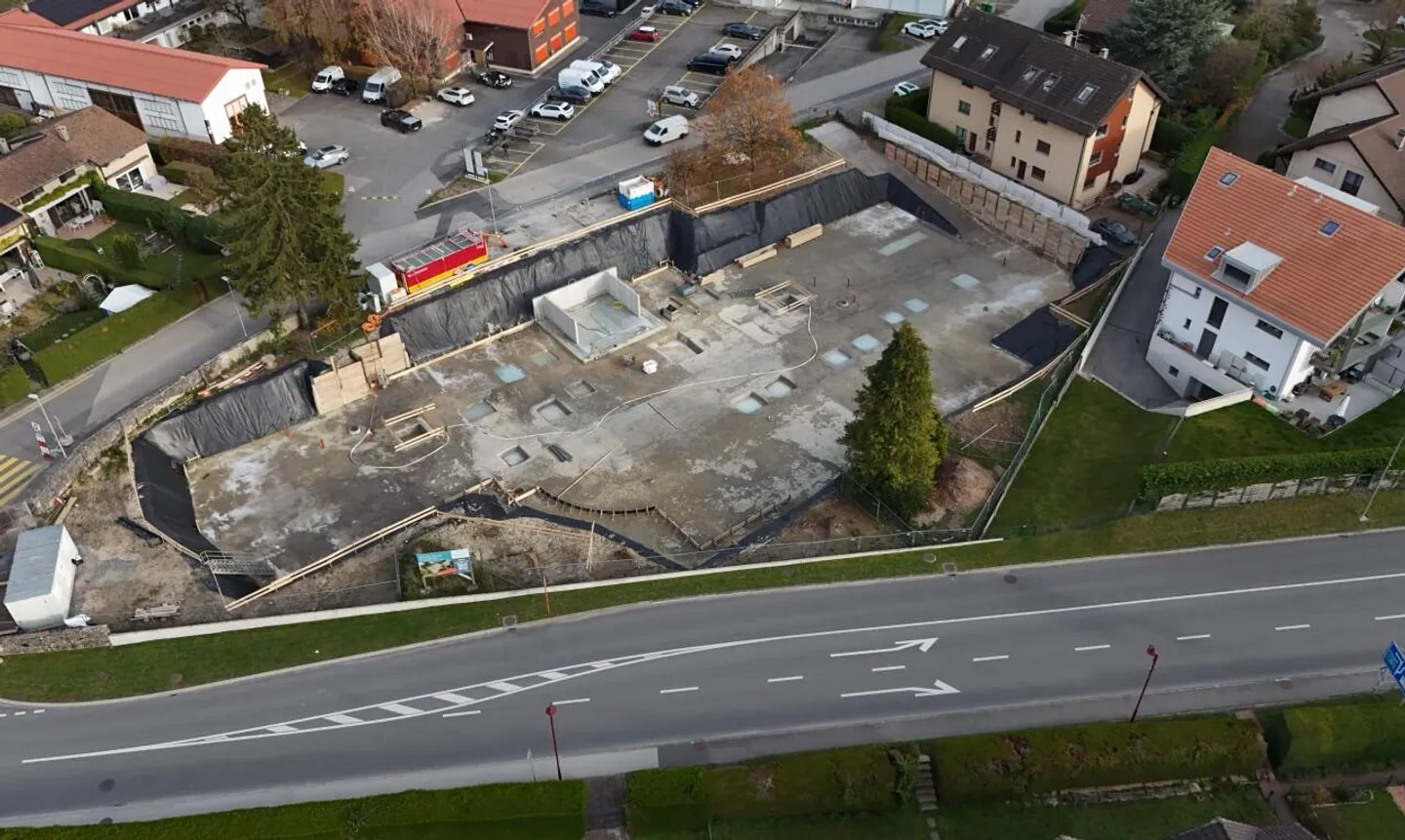 Appartamento in vendita - Foto 3 di 13