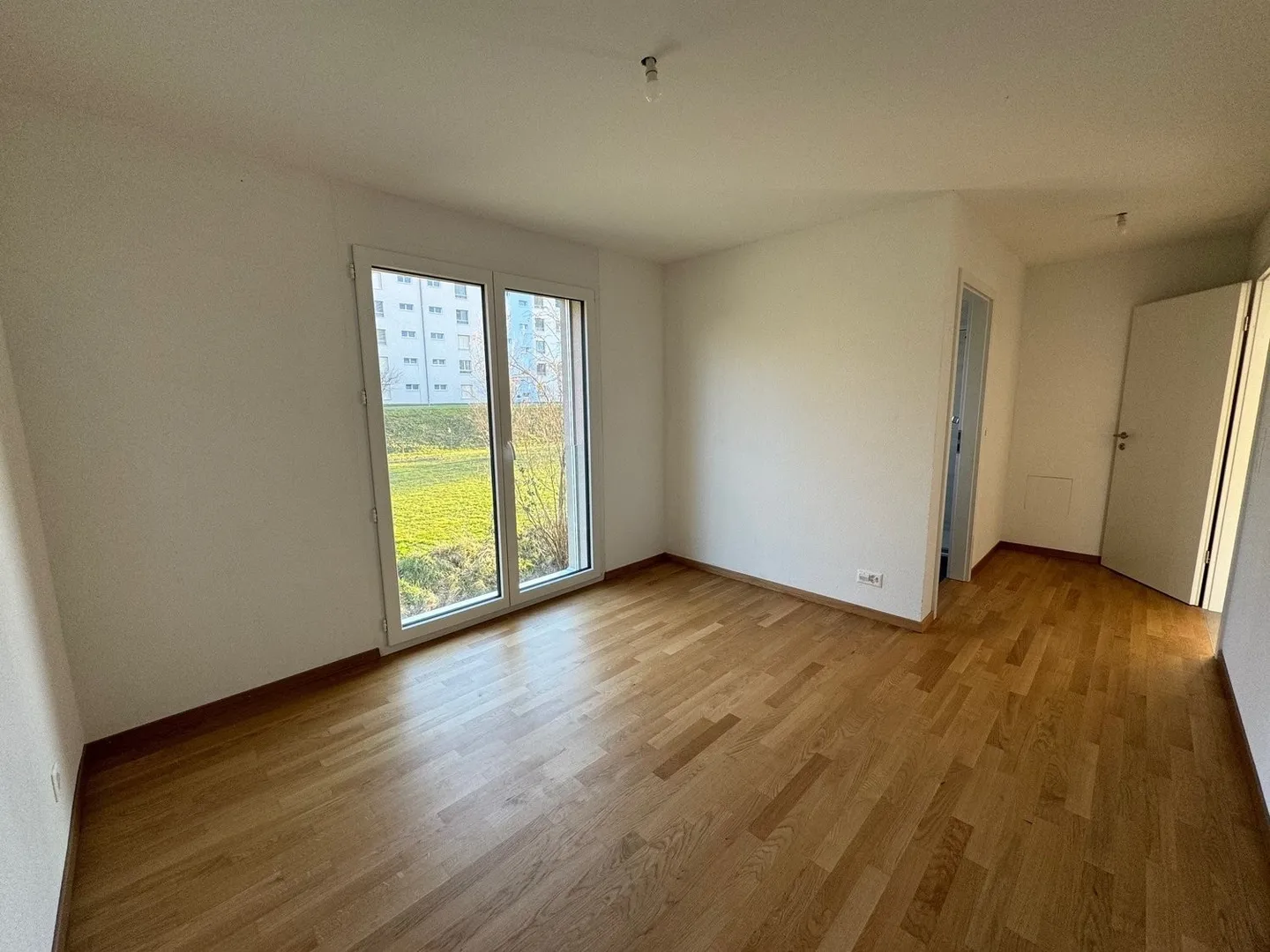 Mietverträge zu übernehmen - Foto 8 von 10