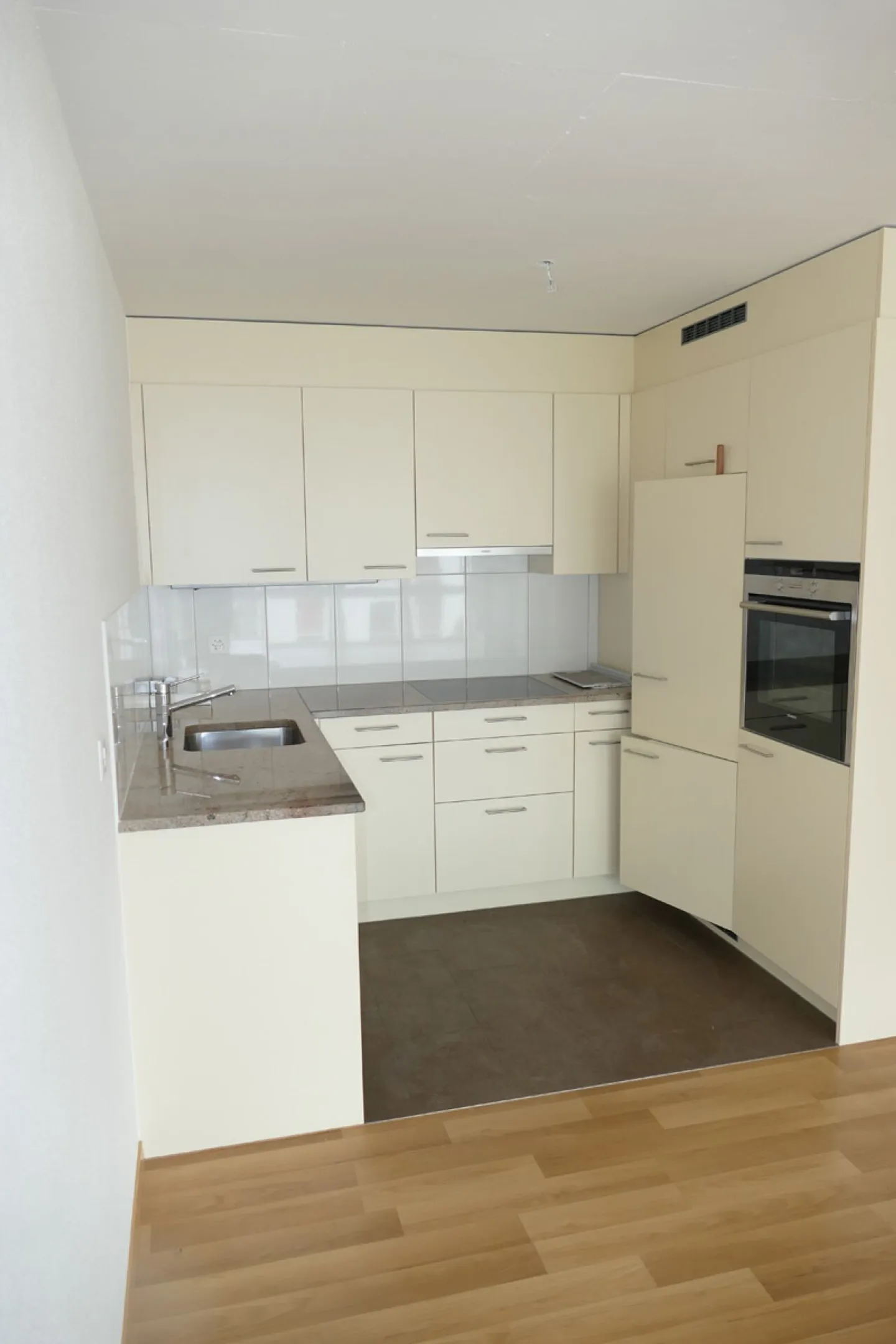 Appartement 2.5 pièces au Gehrenweg 19 Breitenbach - Photo 5 sur 14