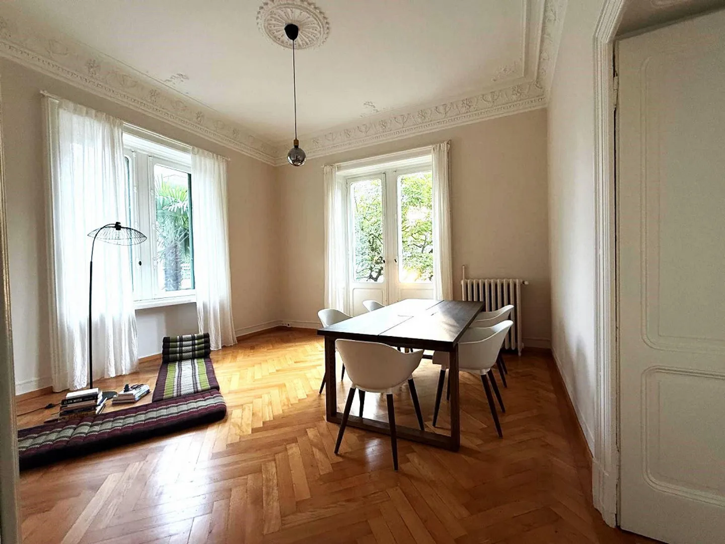 3.5-ROOM APARTMENT IN A PERIOD VILLA - Photo 2 of 9