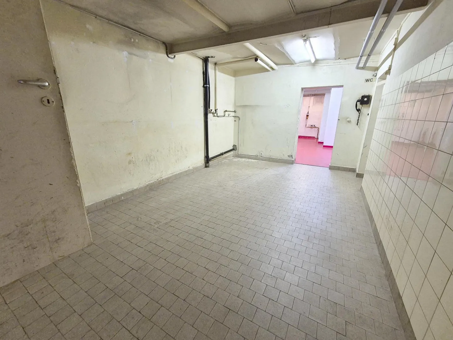 Grosszügiges Atelier vielseitig nutzbar - Foto 3 von 6