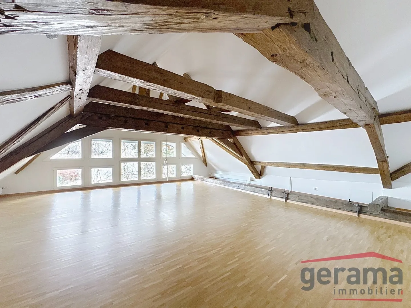 Duplex 5.5 Rooms in the Castle of La Petite Riedera - Photo 2 of 8