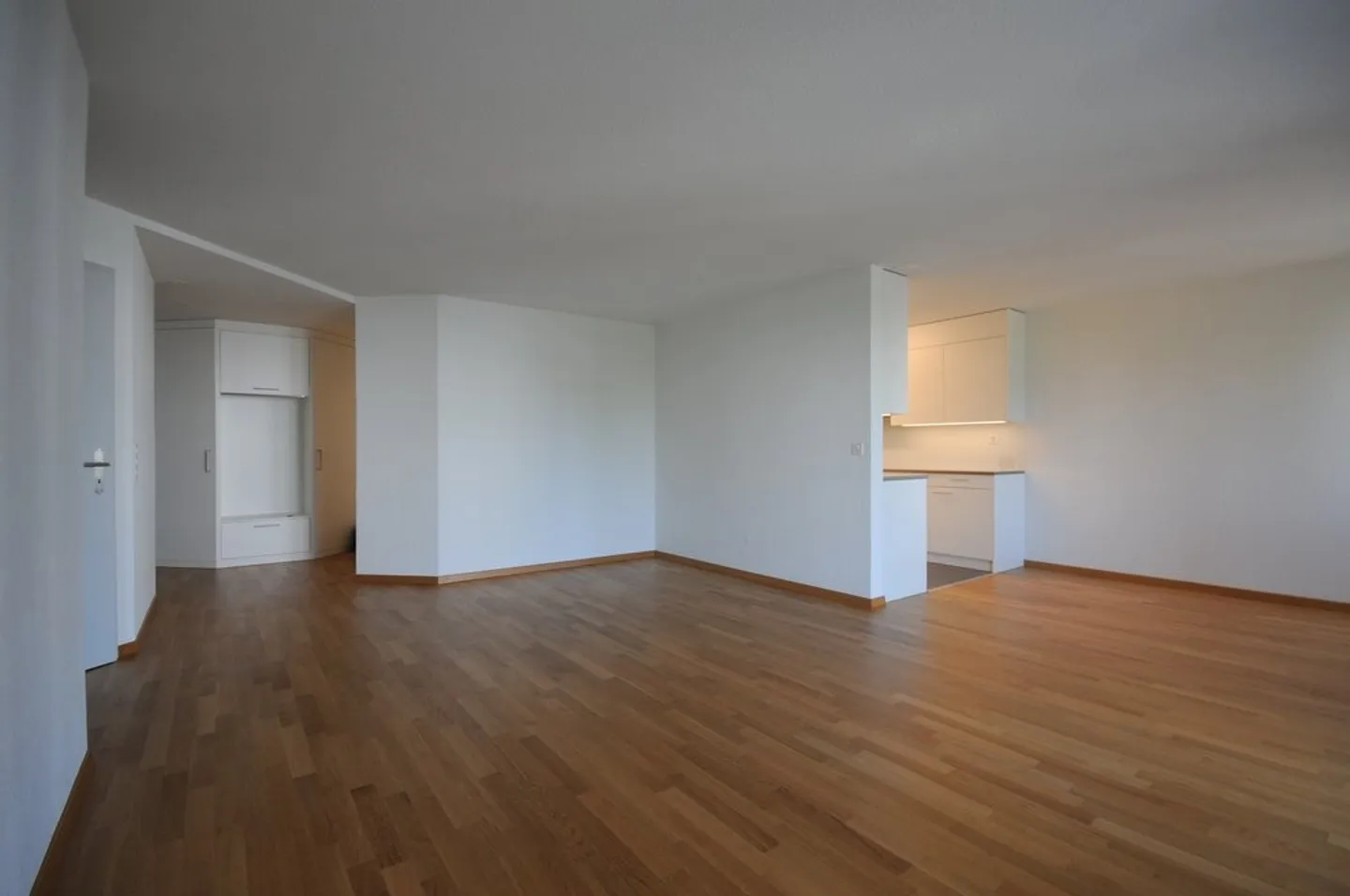 Appartamento Familiare Moderno in Affitto - Foto 3 di 9