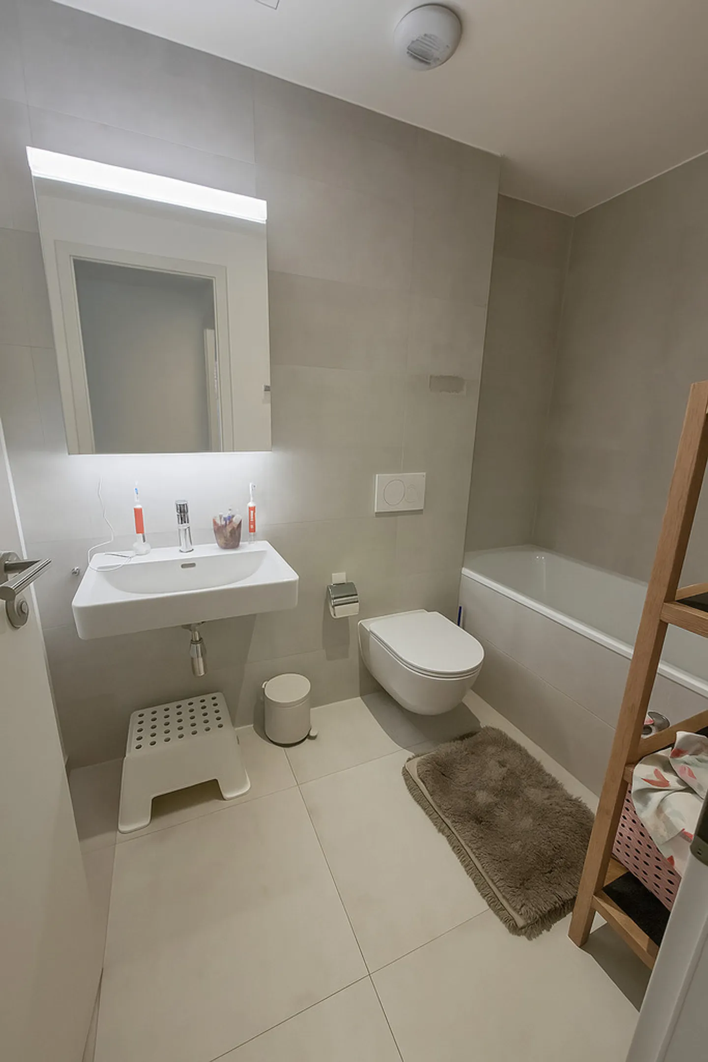 In affitto Ampio appartamento di 6 stanze a Onex - Foto 4 di 4