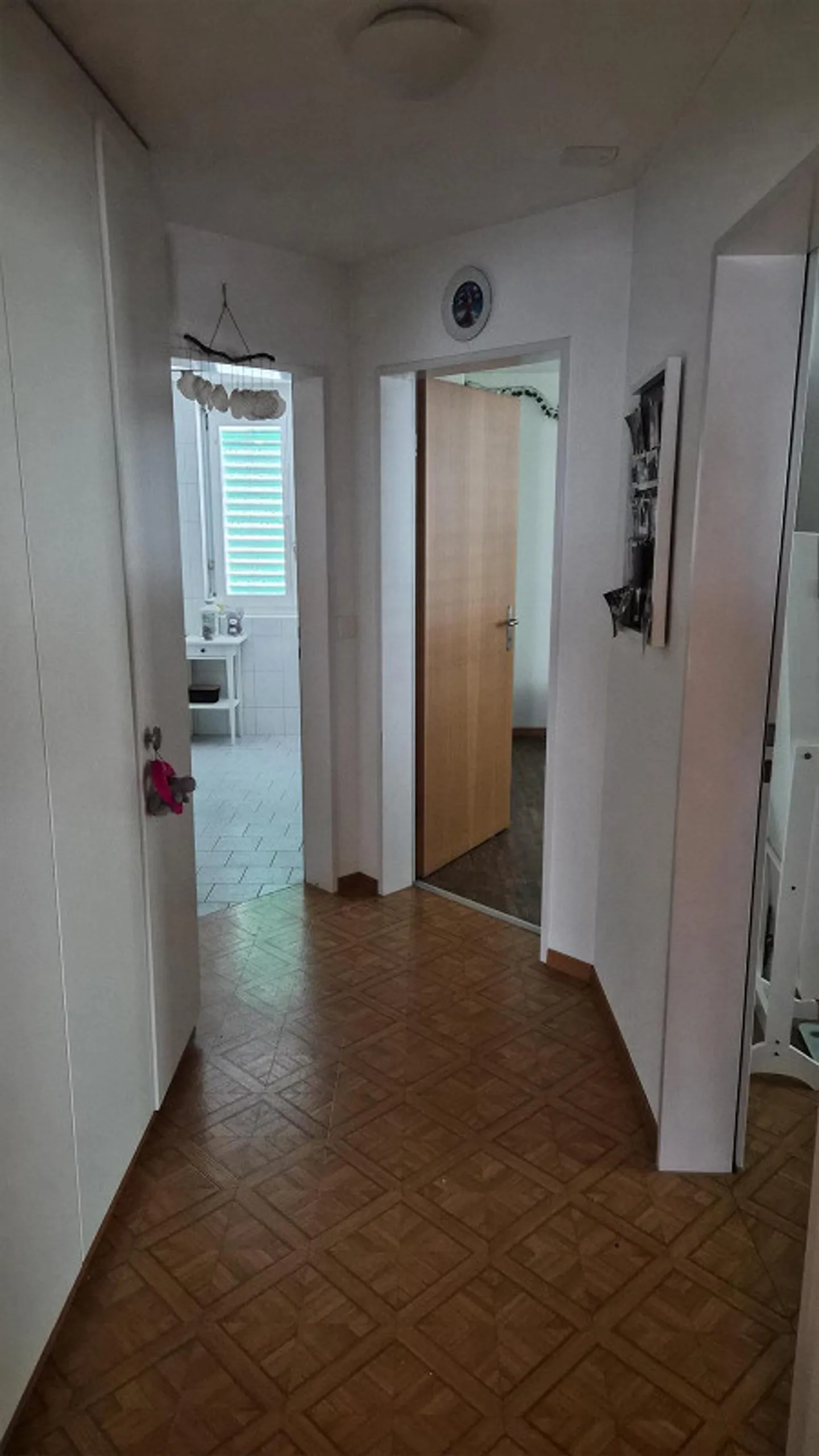 Sehr helle 4,5 Zimmer Wohnung mit Balkon und herrlichem Ausblick - Foto 16 von 20