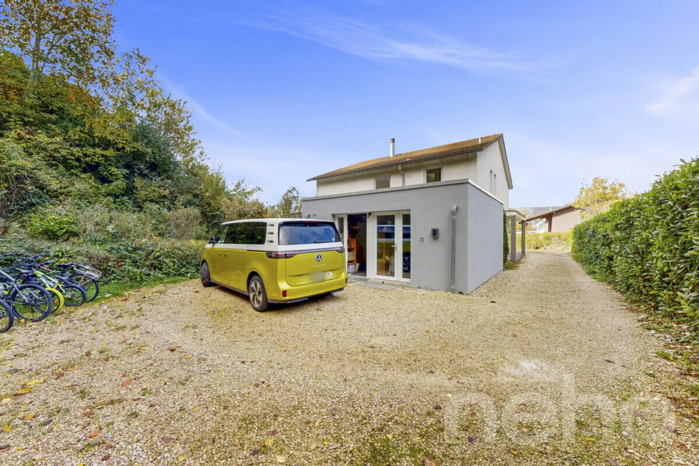 Magnificent individual villa just steps from the lake - Photo 10 of 13