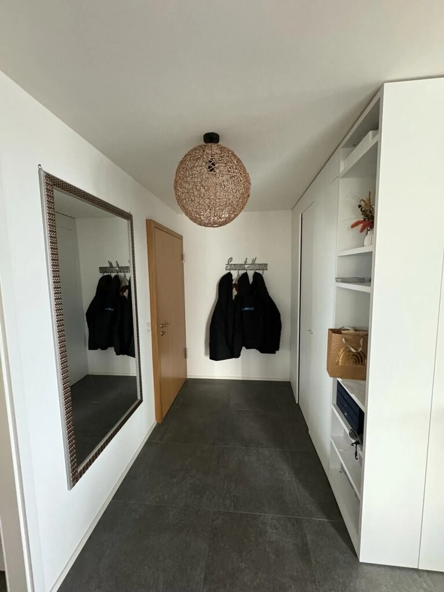 Appartamento moderno con funzionalità smart - Foto 5 di 9