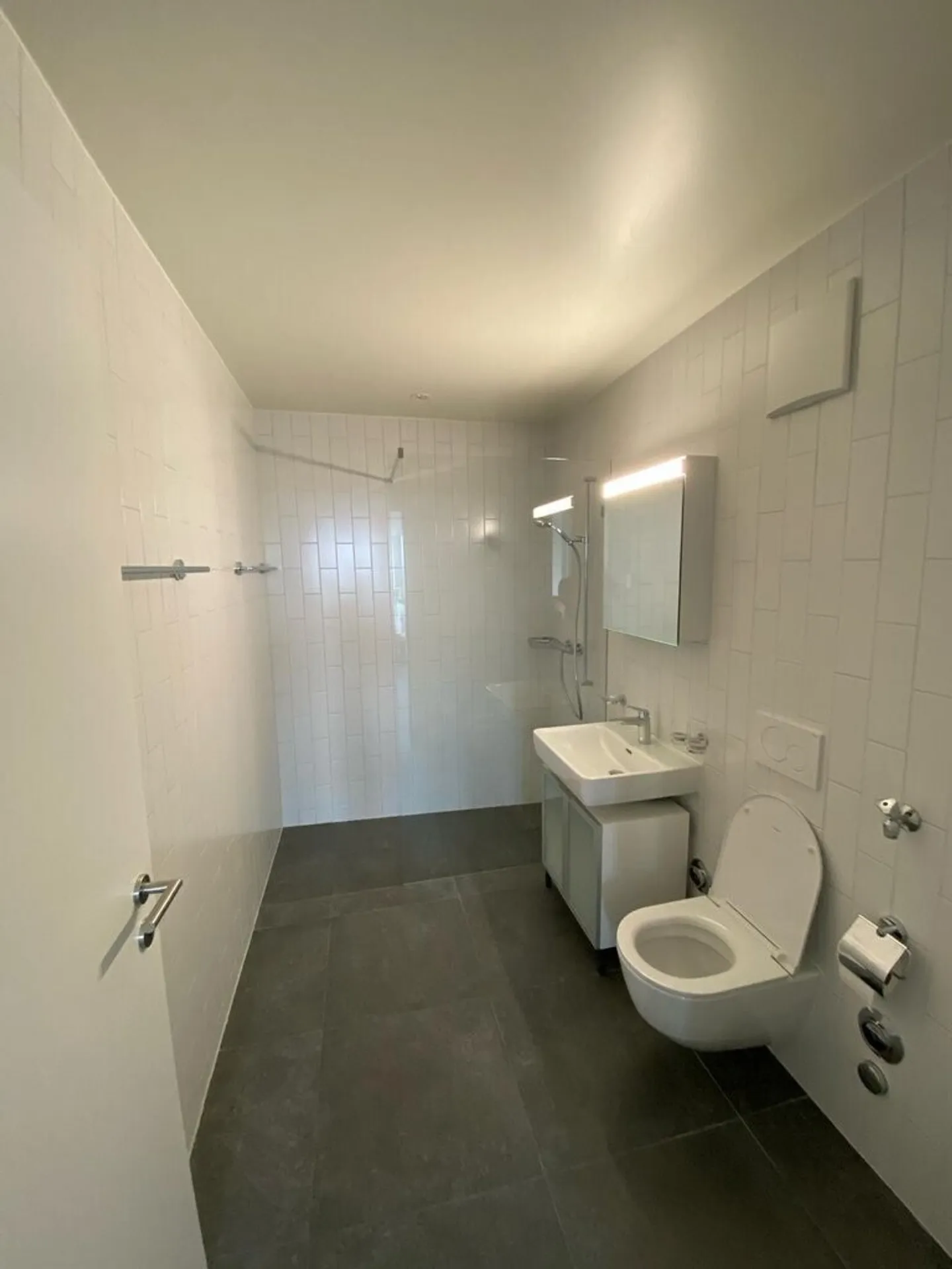 Appartamento moderno con funzionalità smart - Foto 8 di 9