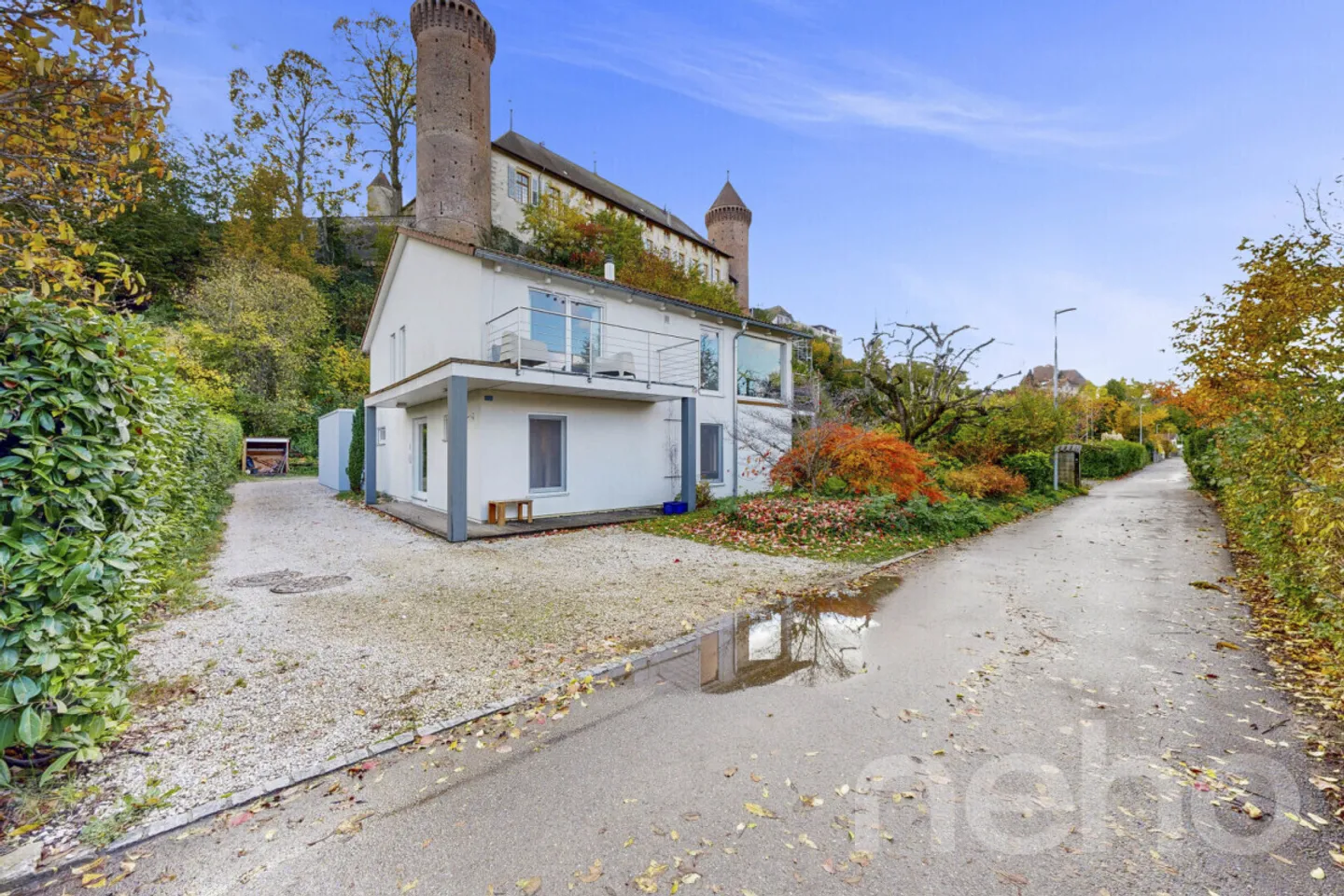 Magnificent individual villa just steps from the lake - Photo 12 of 13