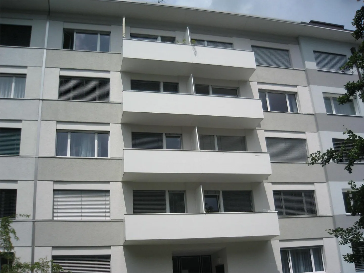 Attractive 3-room apartment in a quiet location - Photo 1 of 5
