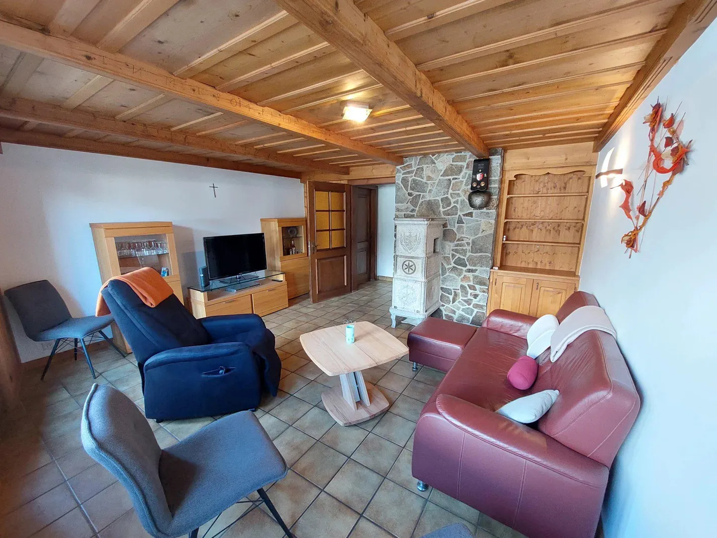 Magnifica casa di villaggio con fienile - Foto 1 di 15