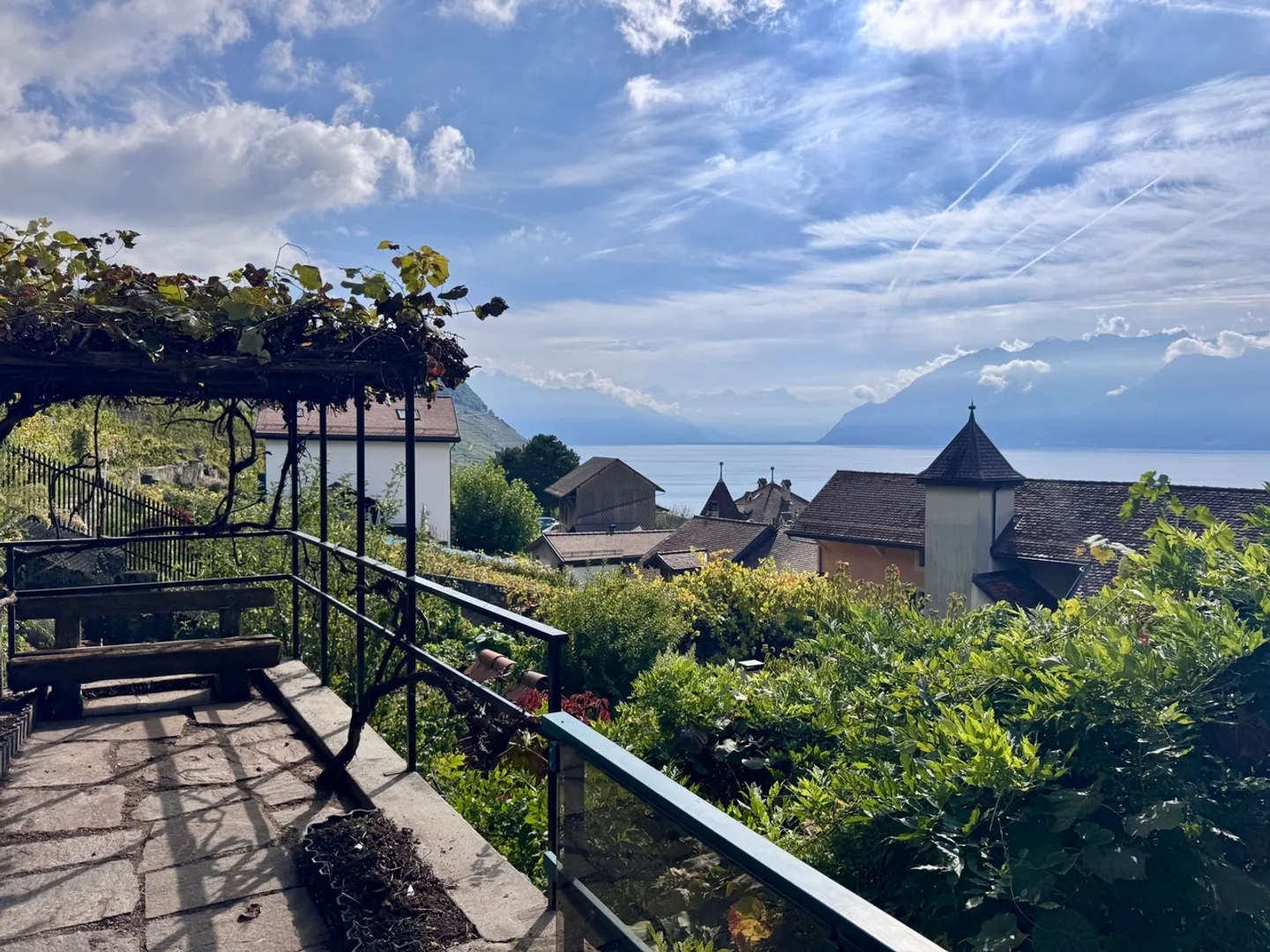 4.5 Room House - Photo 1 of 11