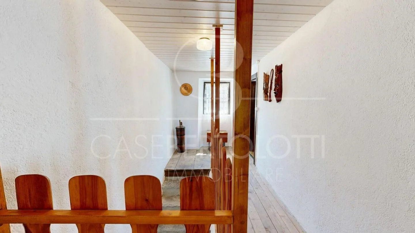 Charming House in Valle Morobbia - Photo 6 of 9