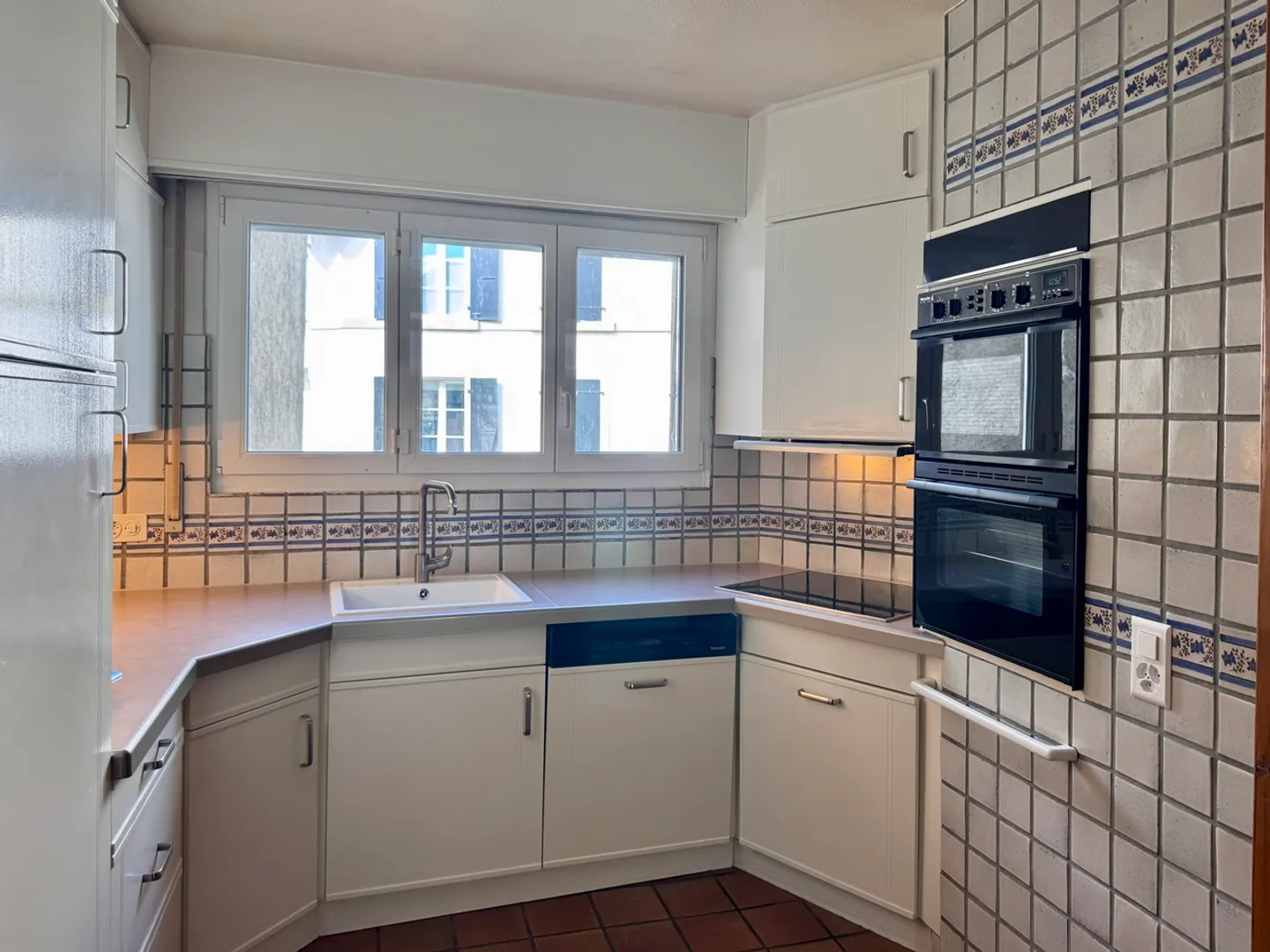 4.5 Room House - Photo 5 of 11