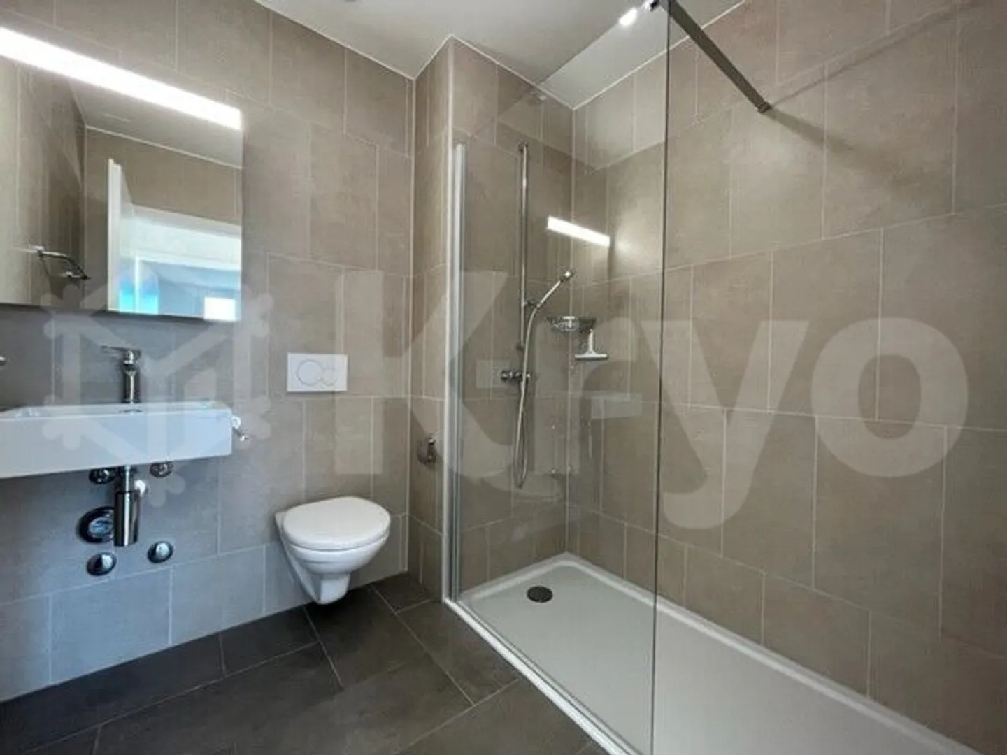 Delémont, sehr helle 3.5-Zimmer-Wohnung / Südlage - B3.E2.SA4 - Foto 3 von 7