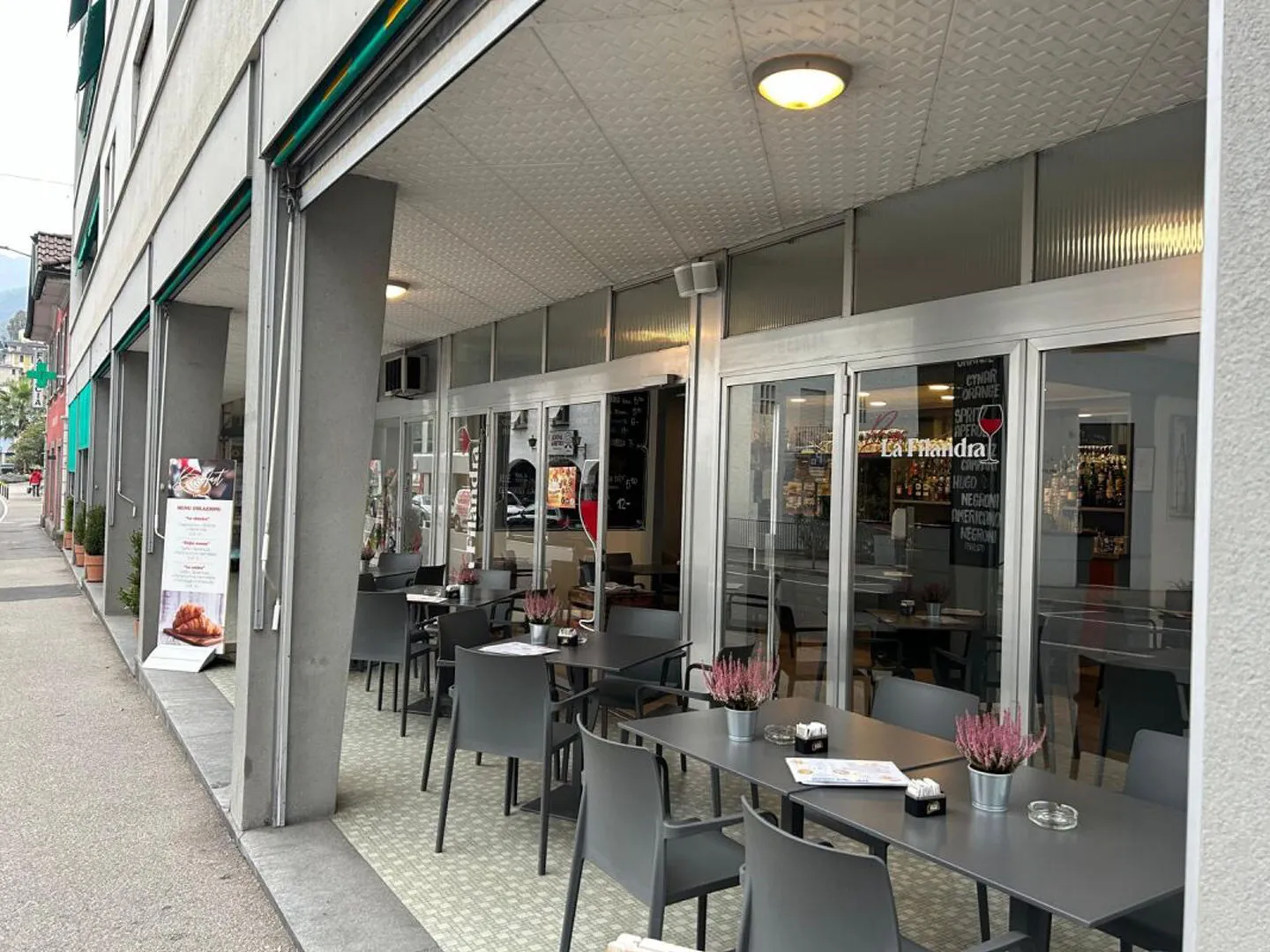 Occasion Snack-Bar à Brissago - Photo 6 sur 6