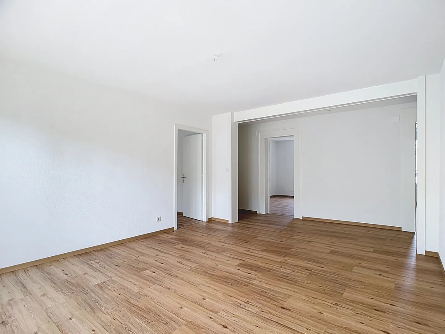 4-room apartment with balcony - Photo 5 of 12