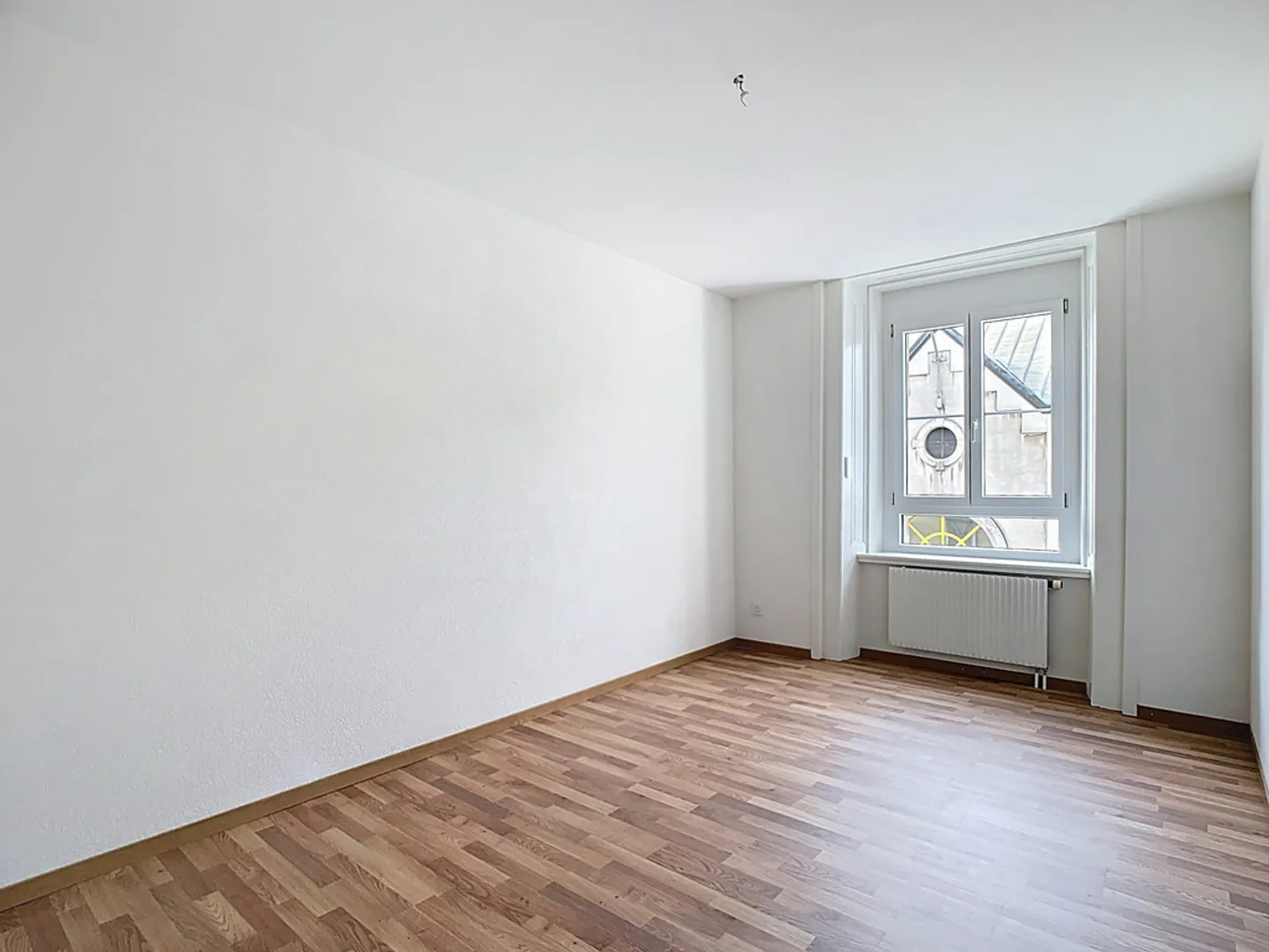 4-room apartment with balcony - Photo 10 of 12