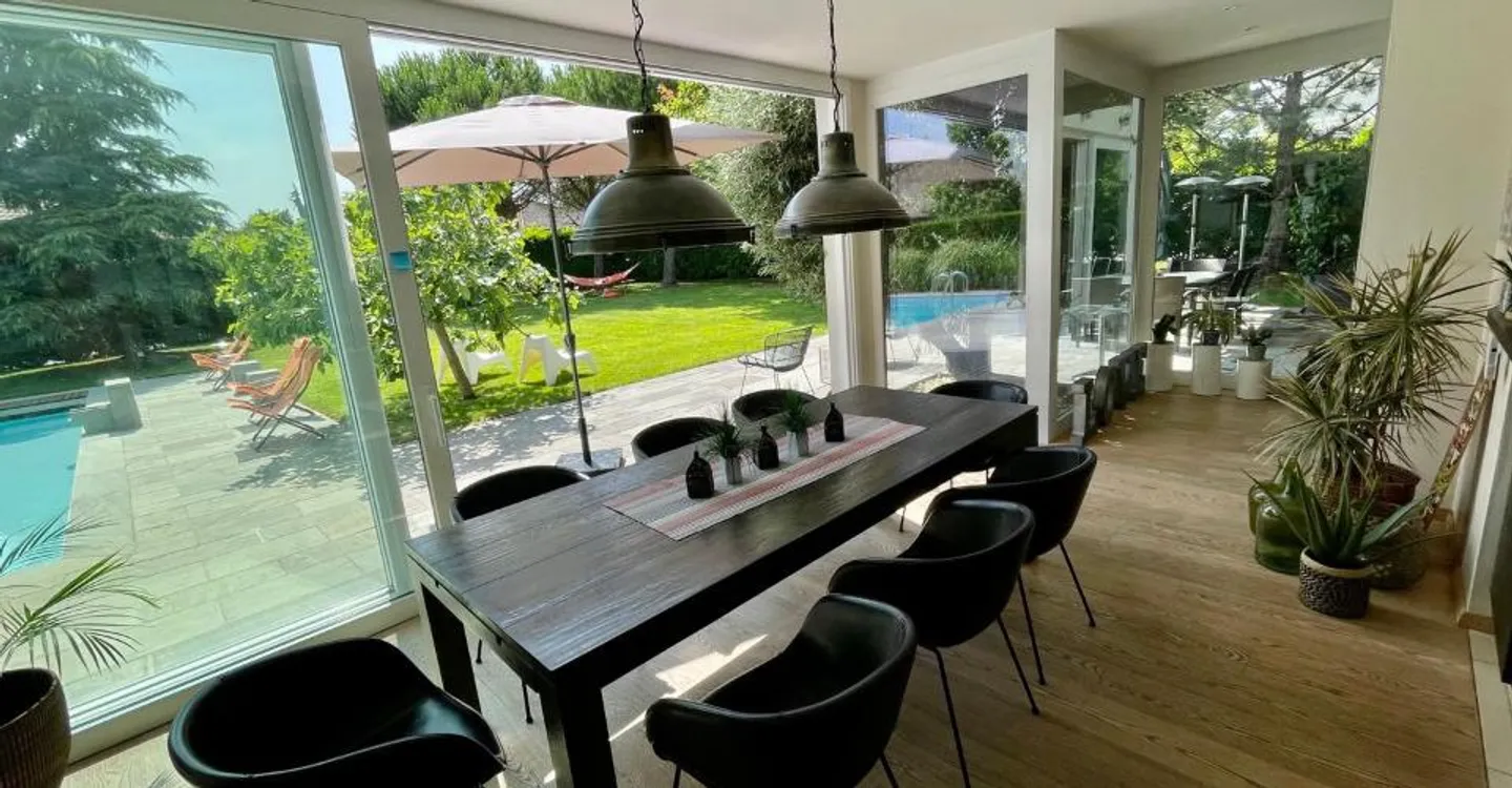 Coppet - Magnificent furnished villa with 11 rooms and pool - Photo 4 of 9