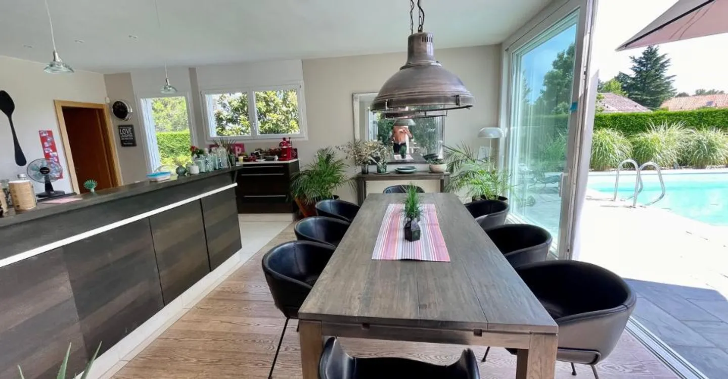 Coppet - Magnificent furnished villa with 11 rooms and pool - Photo 5 of 9