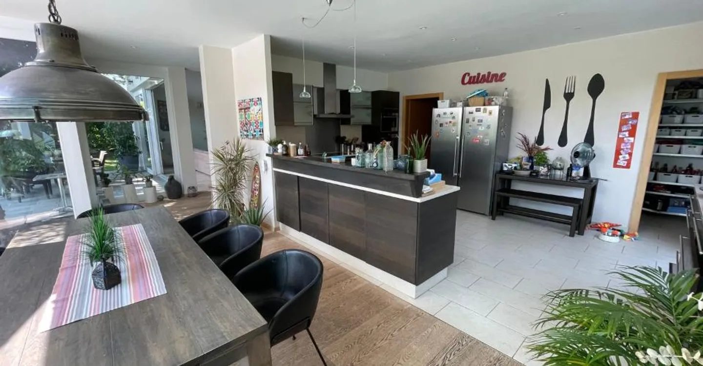 Coppet - Magnificent furnished villa with 11 rooms and pool - Photo 6 of 9