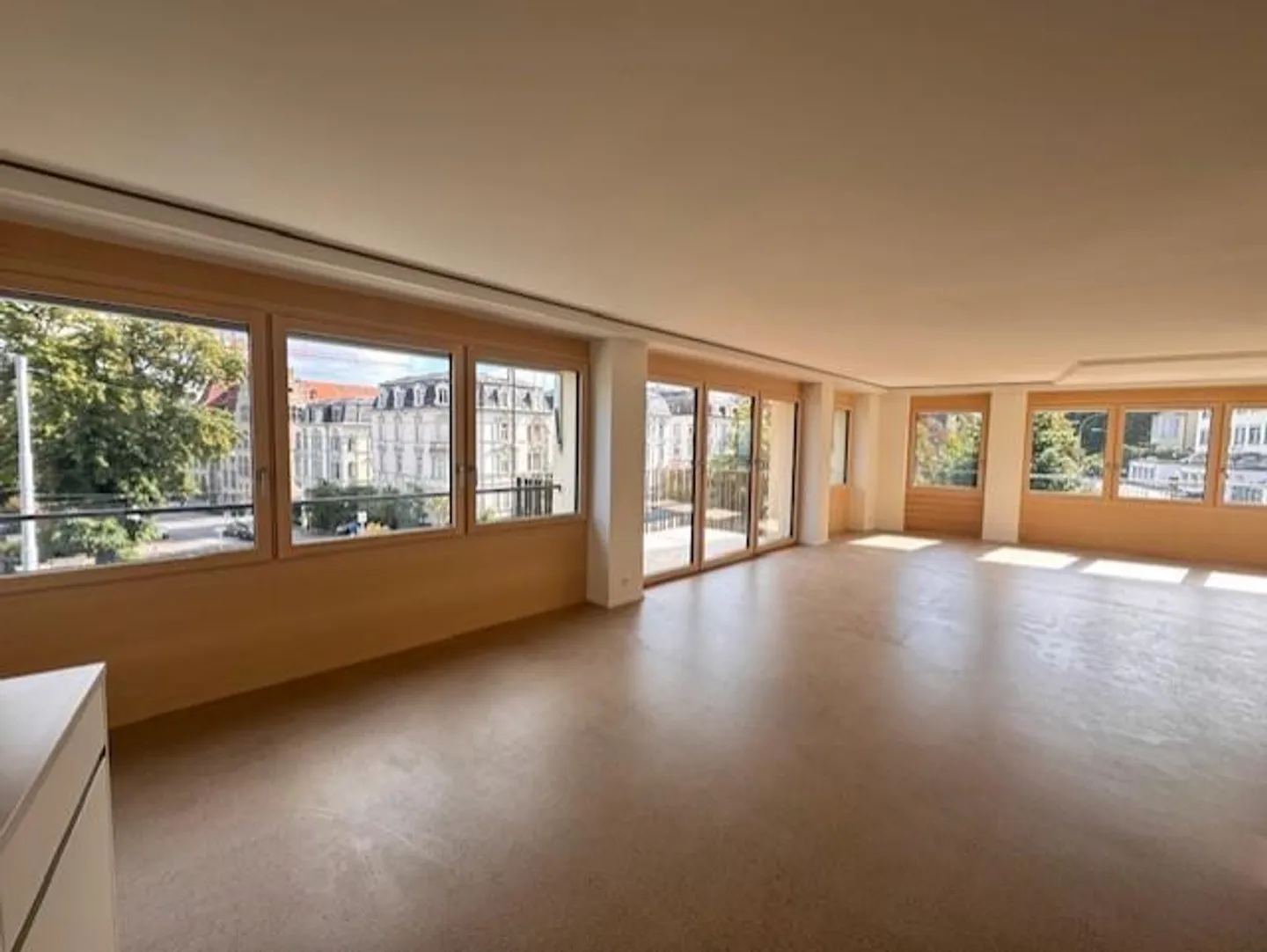 Experience the Enge anew: High-quality renovated 3.5-room apartment - Photo 1 of 7