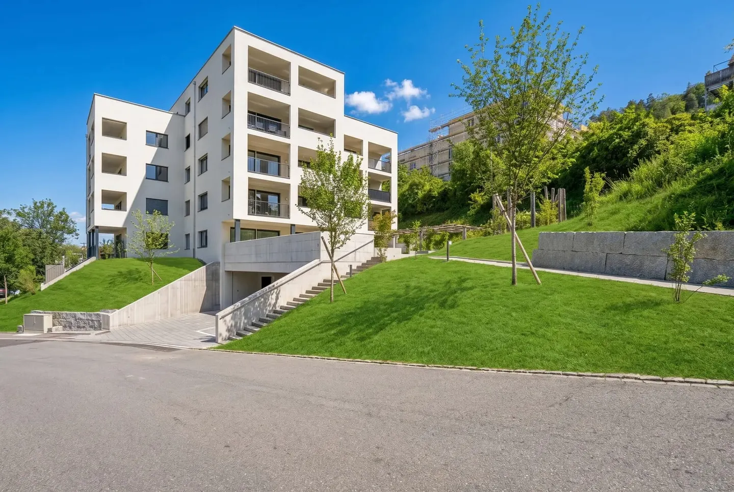 Appartamento moderno con vista verde - Foto 1 di 13