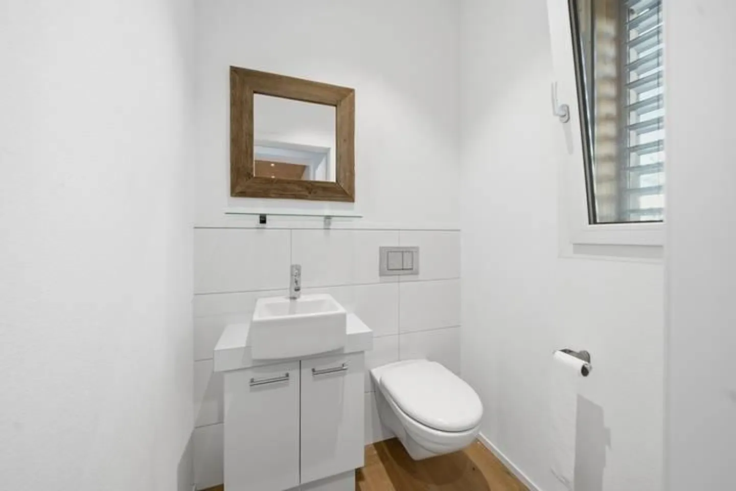 CHARME DI DUE EPOCHE - CASA UNIFAMILIARE ABILMENTE RISTRUTTURATA - Foto 5 di 9