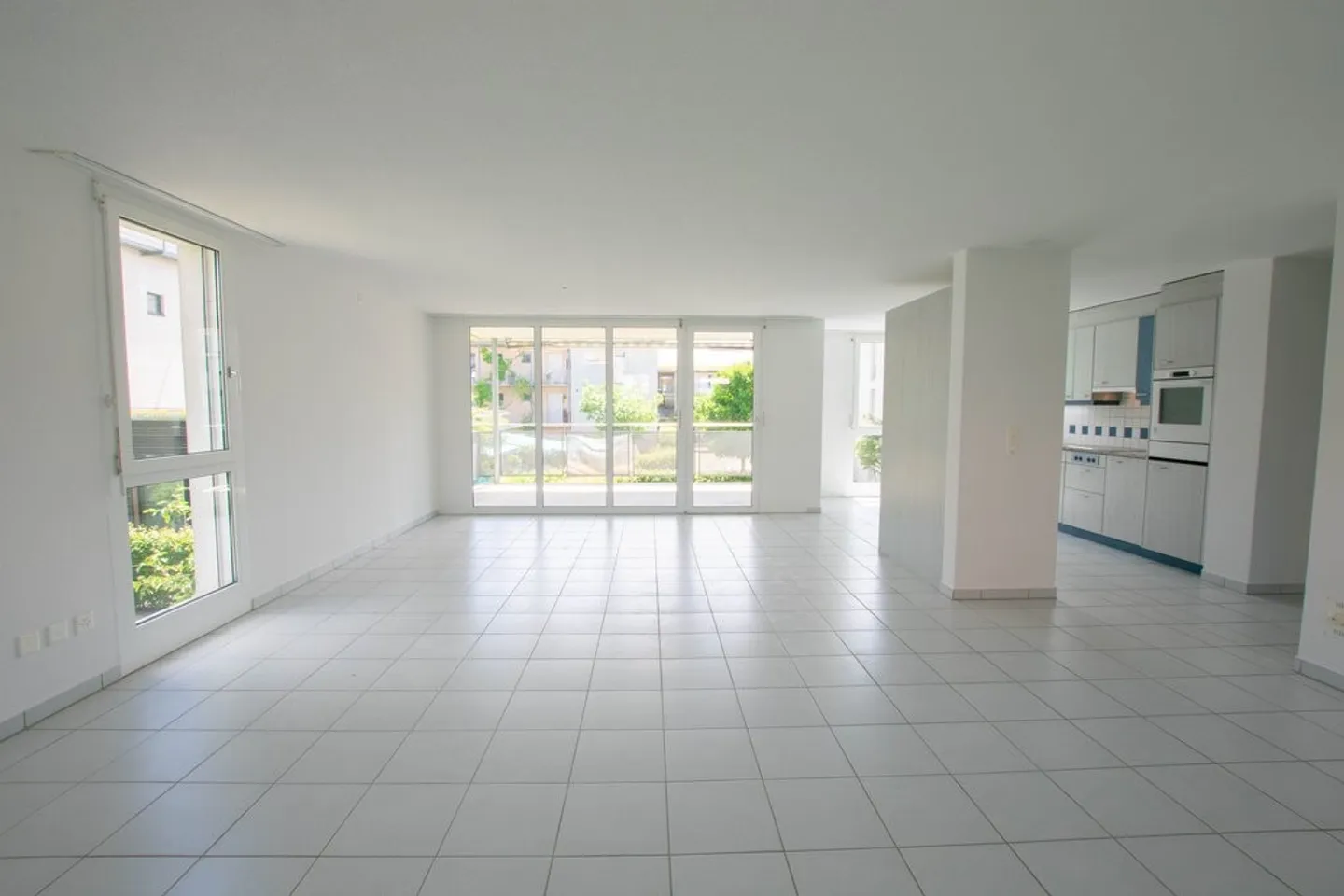 Ampio appartamento 4.5 locali - Foto 2 di 9