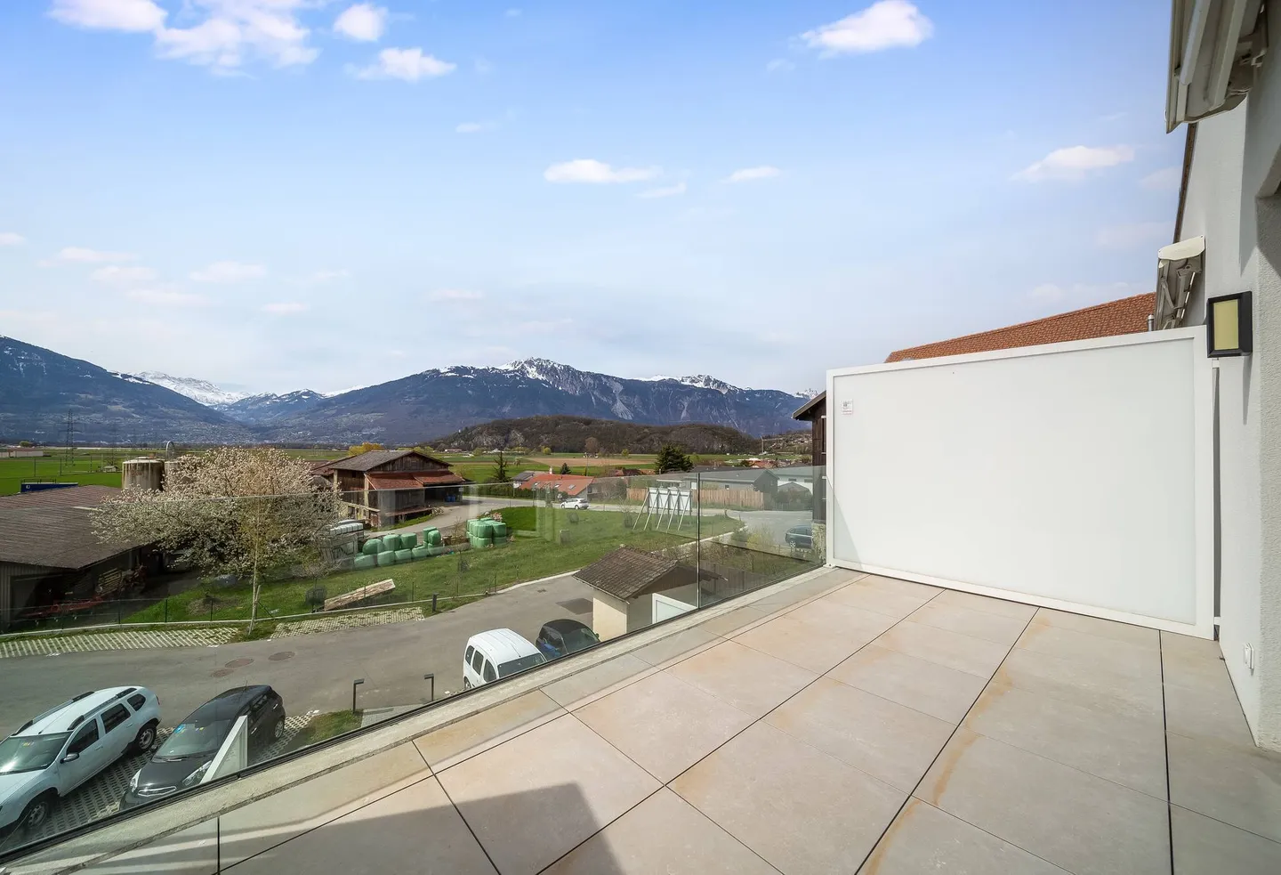 Geräumige 3.5-Zimmer-Wohnung - Foto 2 von 12