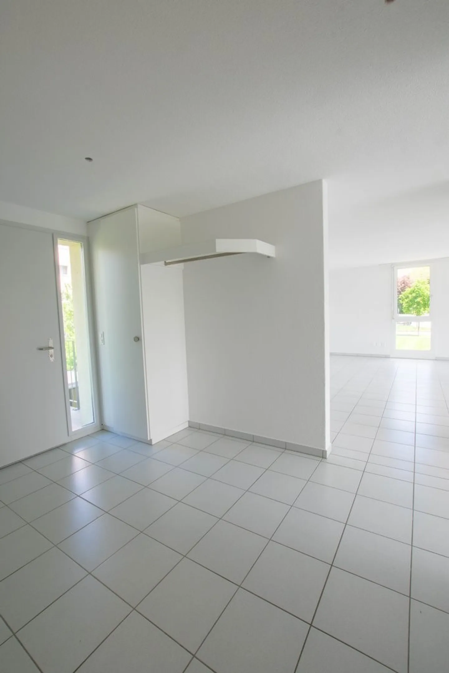 Ampio appartamento 4.5 locali - Foto 3 di 9