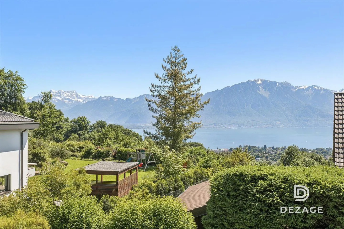 Charming Detached Villa with View, Garden and Recent Renovation in Blonay - Photo 2 of 13