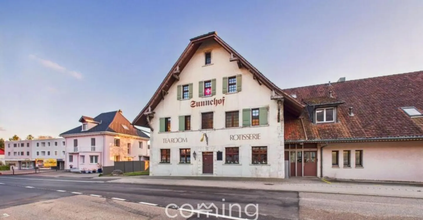 Exklusive Wohn- und Restaurantinvestition an einer zentralen Hauptstraße in Oensingen - Foto 1 von 6