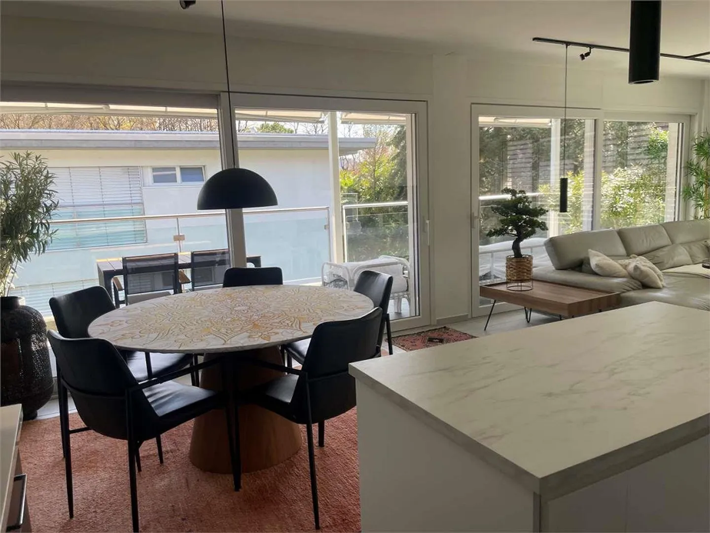 Modern prestigious residence with large terrace and double services in Ver - Photo 3 of 10