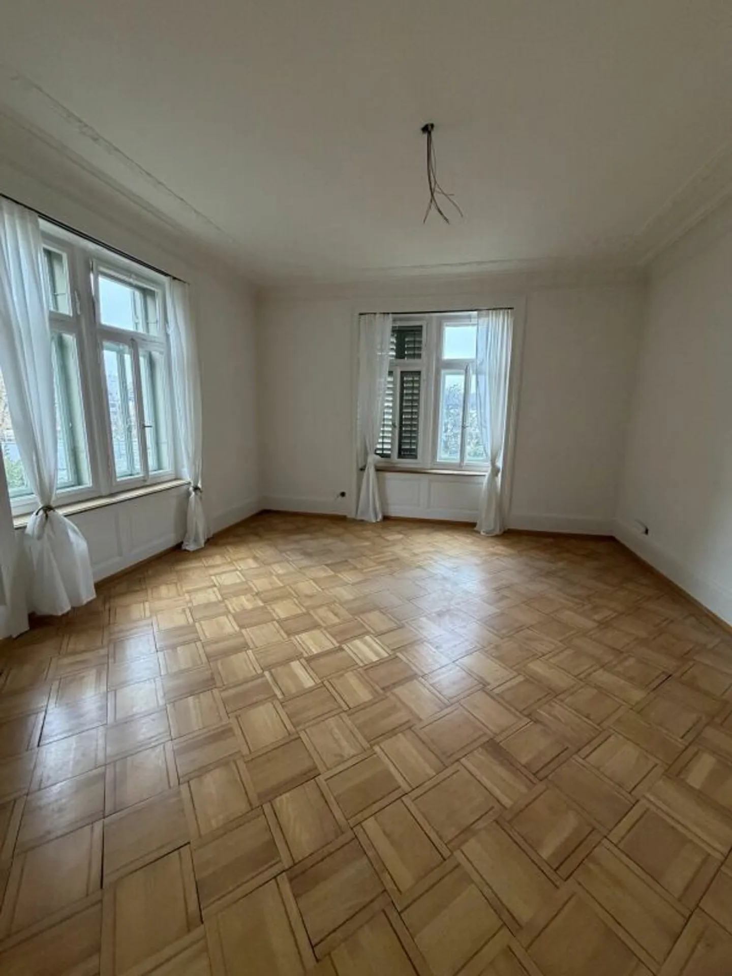 Gently renovated Art Nouveau apartment - Photo 5 of 10