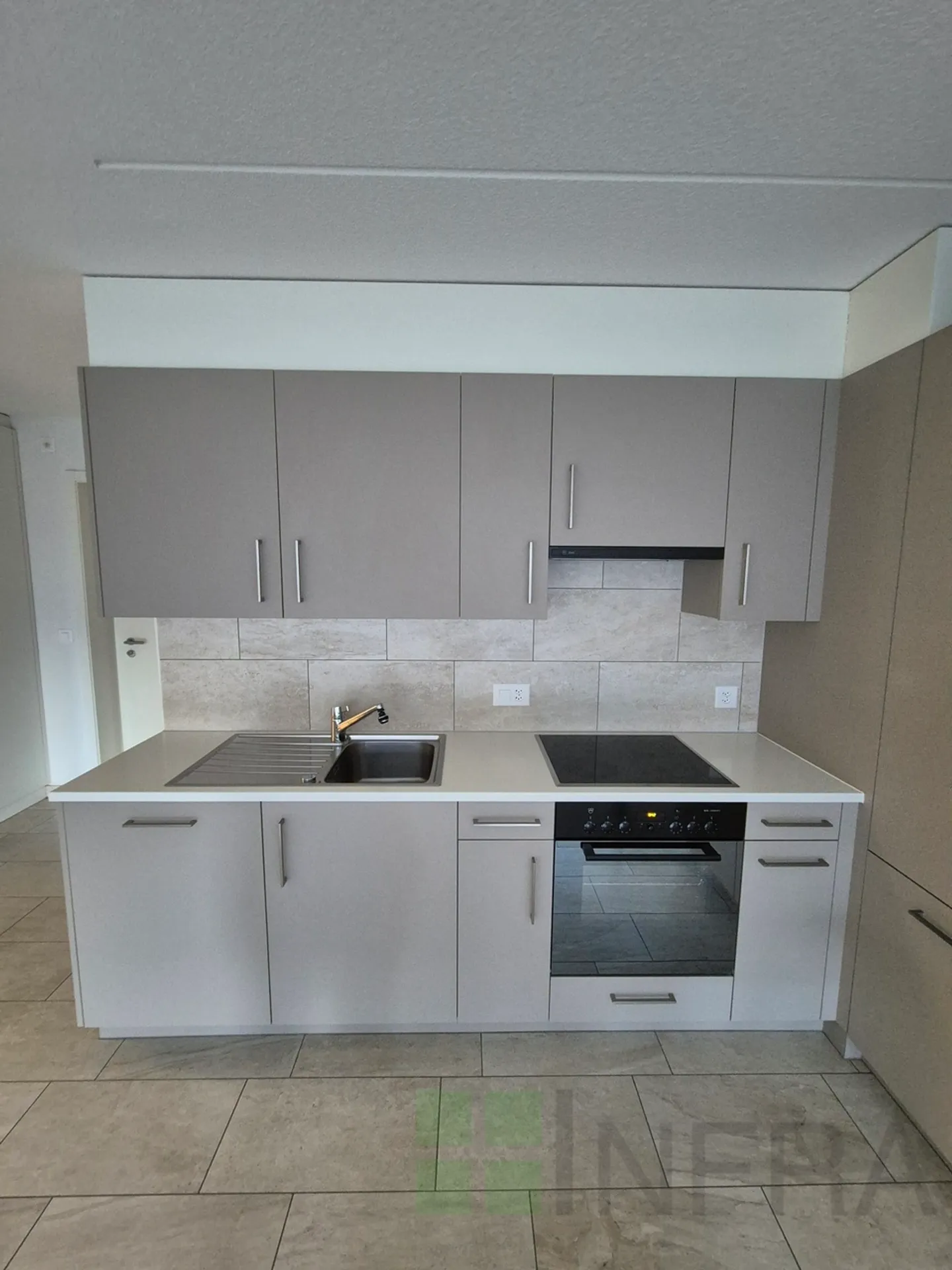 2.5-room ground floor apartment adapted of 65m2 - Photo 2 of 12