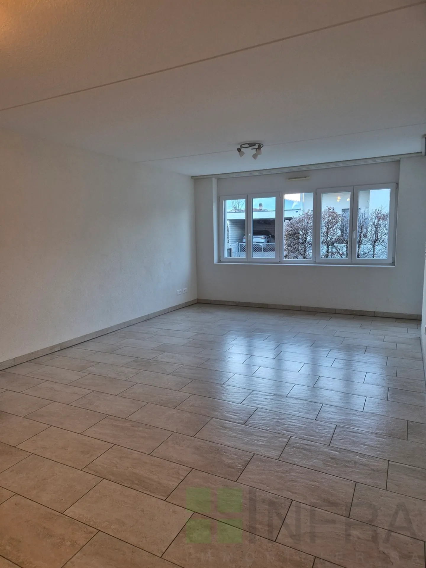 2.5-room ground floor apartment adapted of 65m2 - Photo 5 of 12