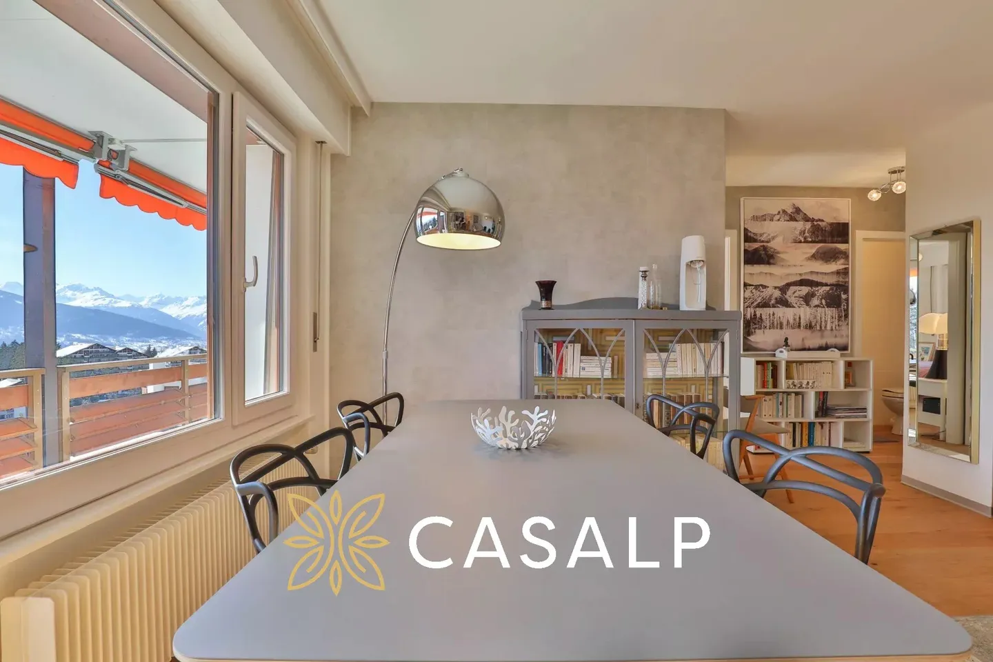 Superbo appartamento di 2.5 stanze con vista panoramica ? Ski-in / Ski-out a Crans - Foto 3 di 18