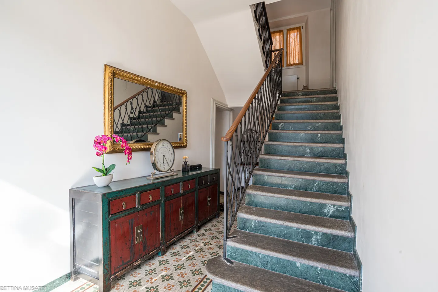 Prestigious 19th Century Villa Borghese with Lake View in Ponte Tresa - Photo 22 of 27