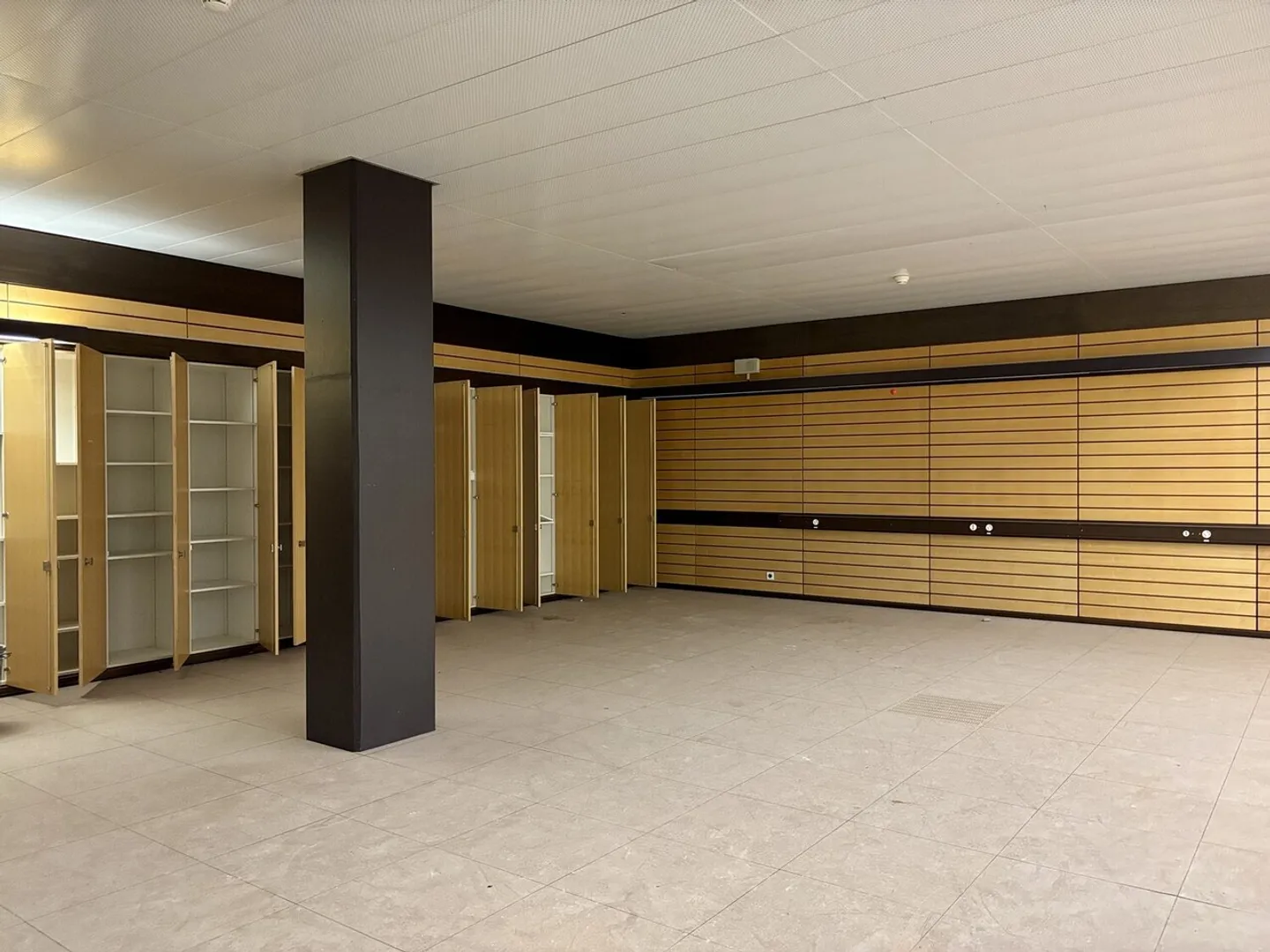Versatile storage spaces in the heart of Basel - Photo 3 of 6