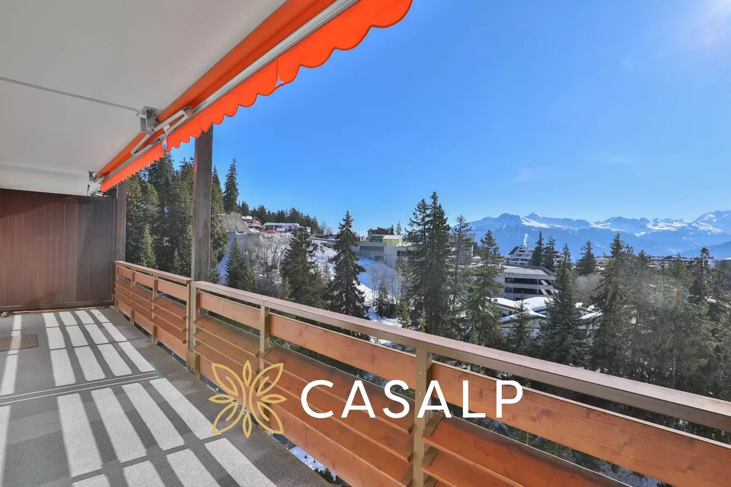 Superbo appartamento di 2.5 stanze con vista panoramica ? Ski-in / Ski-out a Crans - Foto 9 di 18