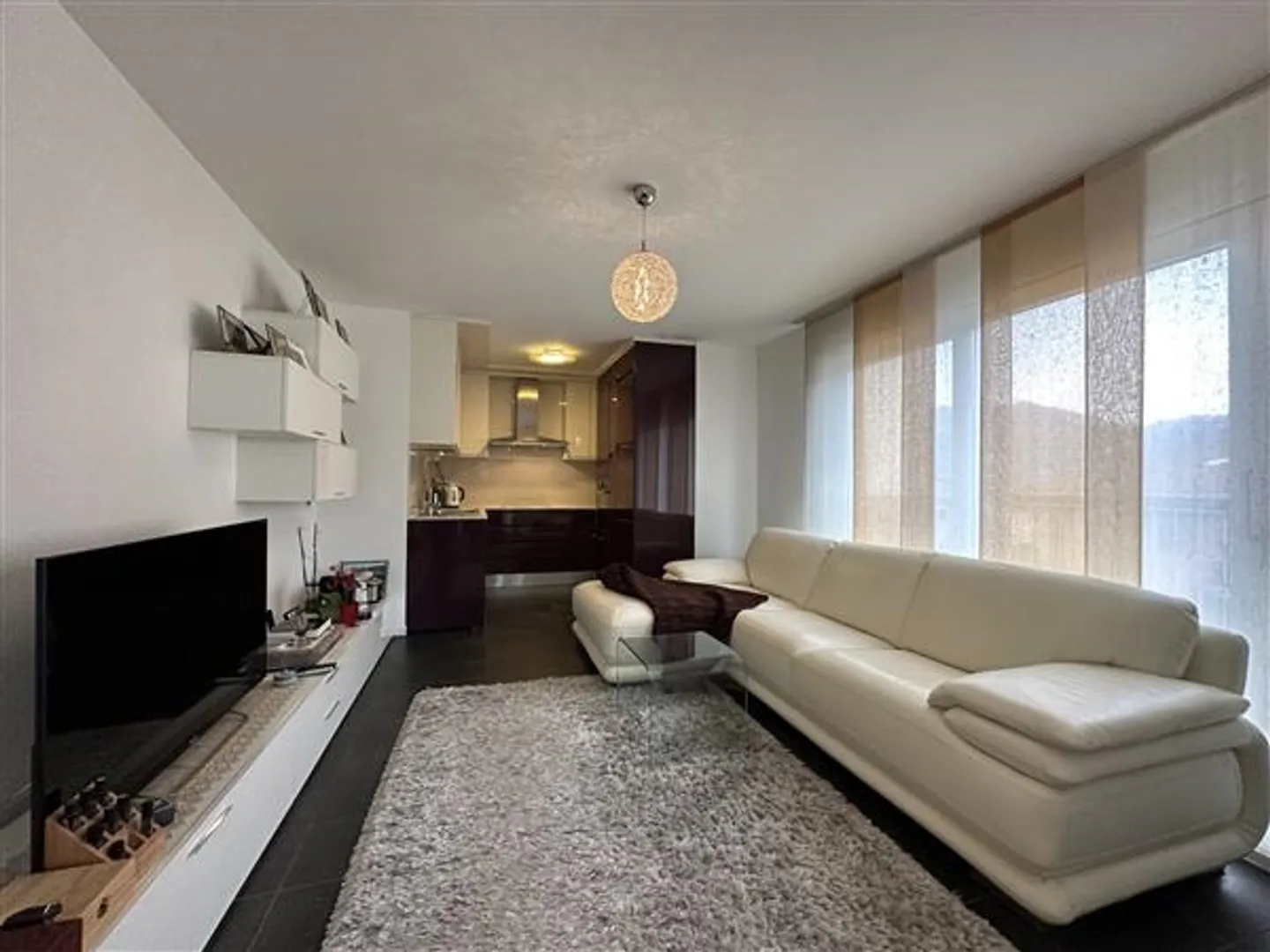 Sigirino: 3.5 Room Apartment - Photo 6 of 13