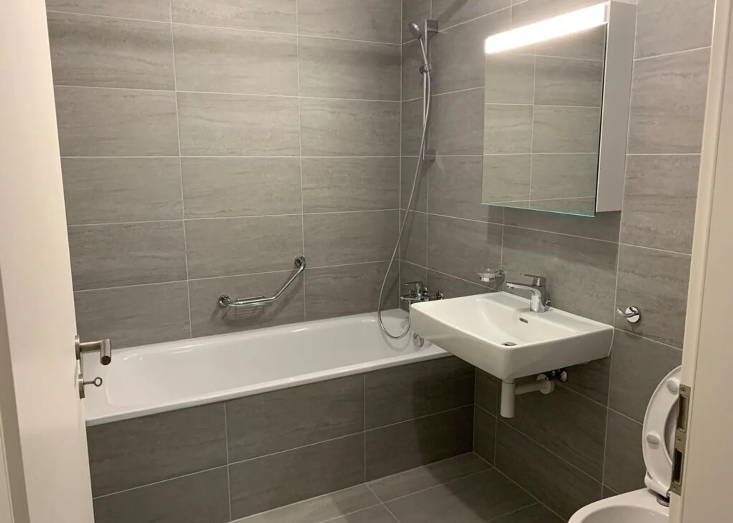 Appartamento in affitto - Foto 6 di 7