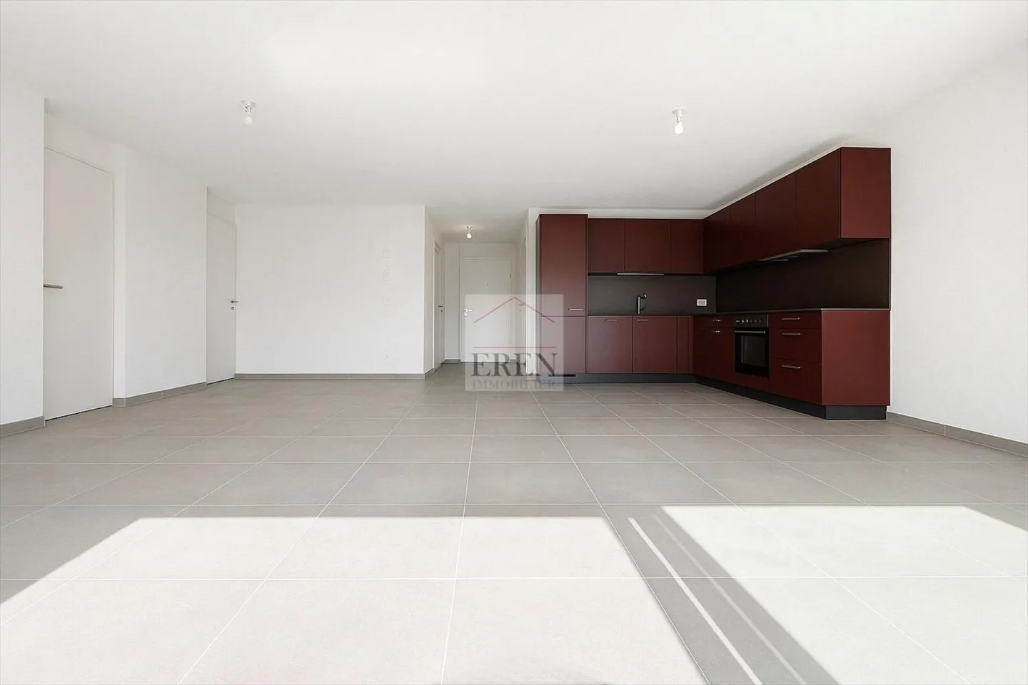 Appartamento nuovo di 3,5 locali di 88 m2 con balcone-terrazza di 40m2 - Foto 3 di 13