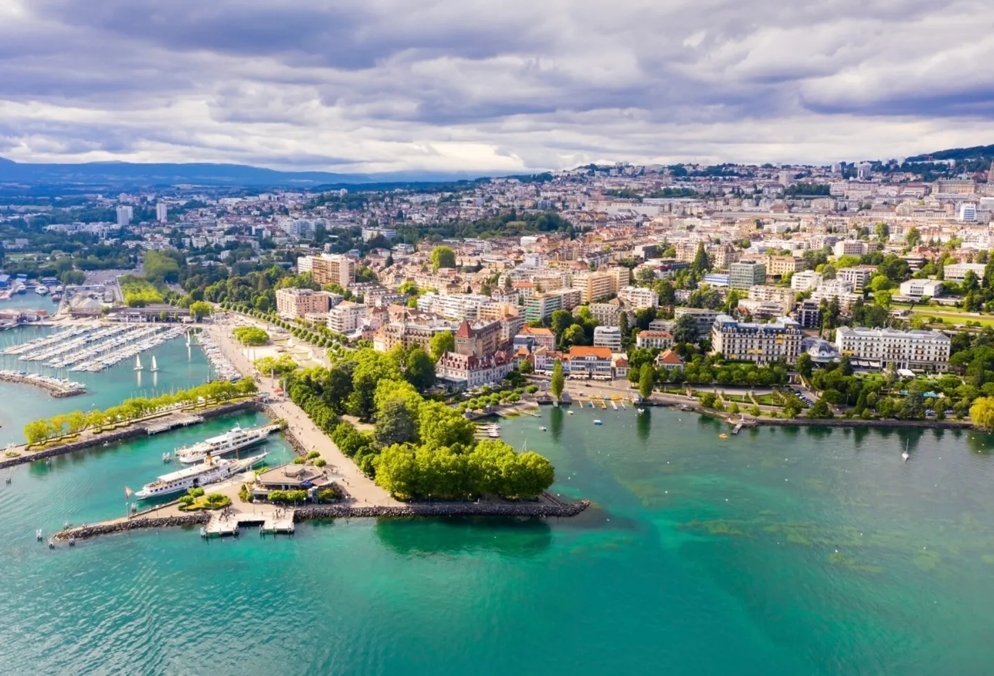 Exceptional Apartment in Ouchy! - Photo 1 of 1