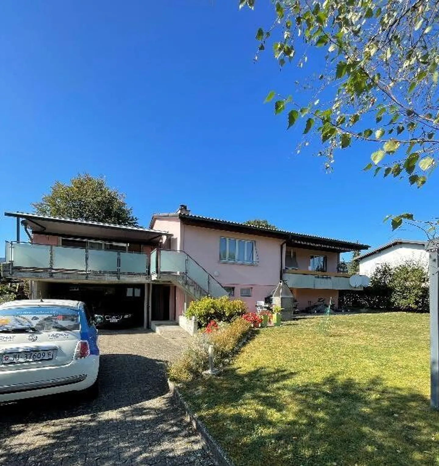 Charming house ideally located in a peaceful villa neighborhood - Photo 27 of 31